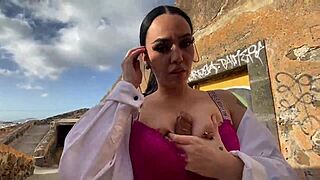 现场#1 视频: My partner forces me to pleasure myself outdoors a...