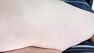 现场#7 视频: Public shame as hijab wearing girl gets fingered b...