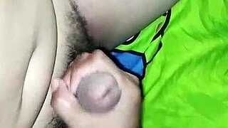 现场#2 视频: Submissive wife satisfies her husband in every way