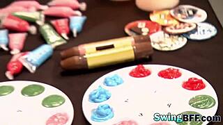 现场#9 视频: Amateur couple explores Playboy Mansion in steamy ...
