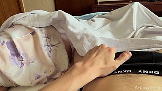 现场#8 视频: Stepson and stepmom indulge in steamy shower and f...