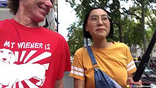现场#3 视频: June Liu is an Asian cutie who gets a spicygum coc...